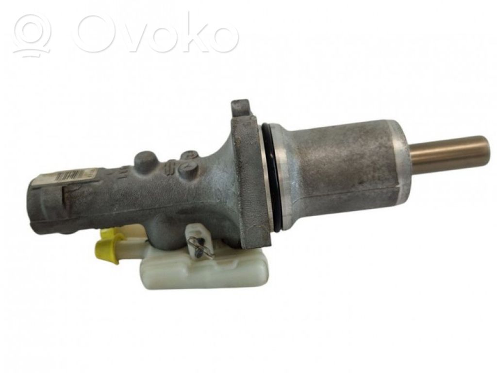 Mercedes-Benz Vito Viano W639 Master brake cylinder 