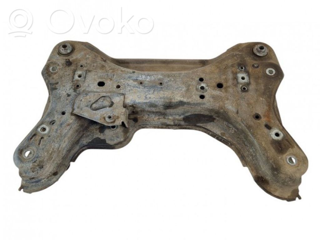 Opel Vivaro Priekinis traversas 