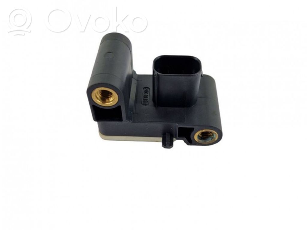 Senzor impact/declanșare airbag   6911003,0285003900