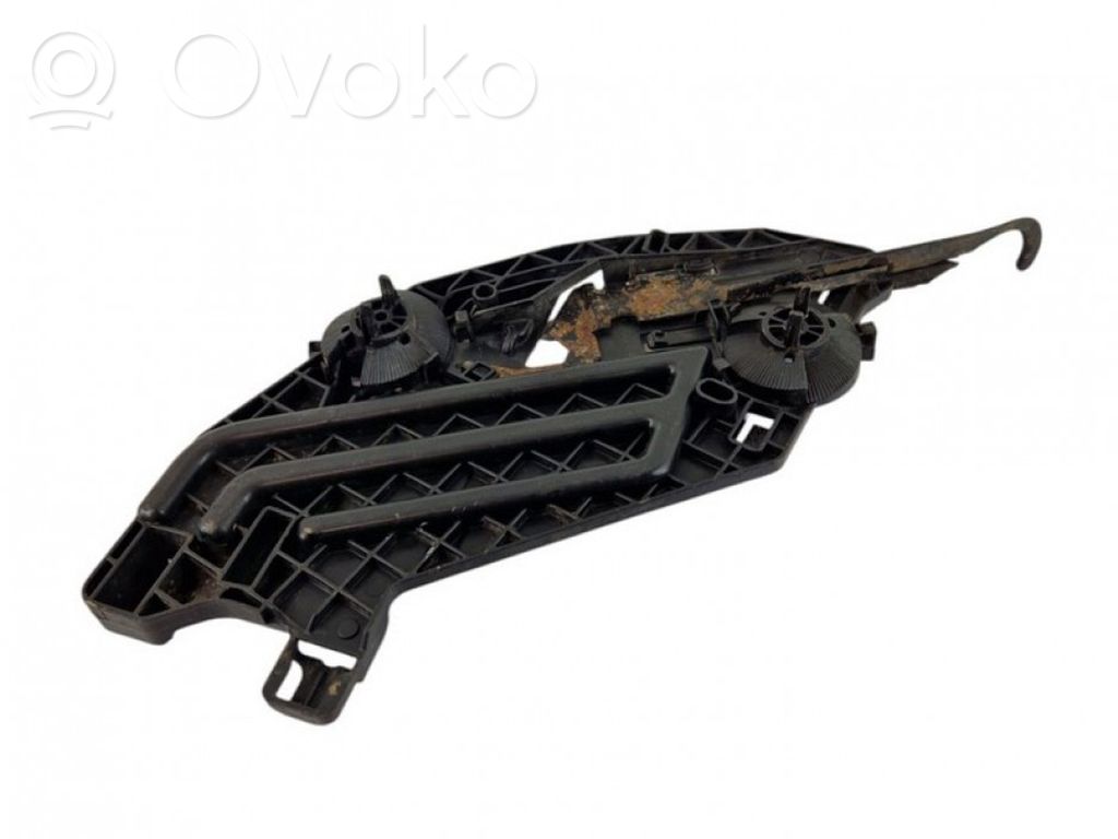 Skoda Octavia Mk2 (1Z) Support phare frontale