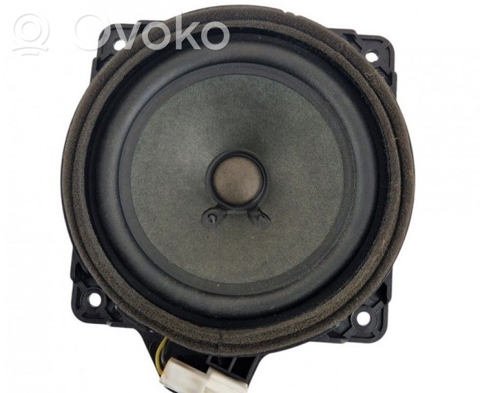 KIA Sorento Altavoz de la puerta delantera 