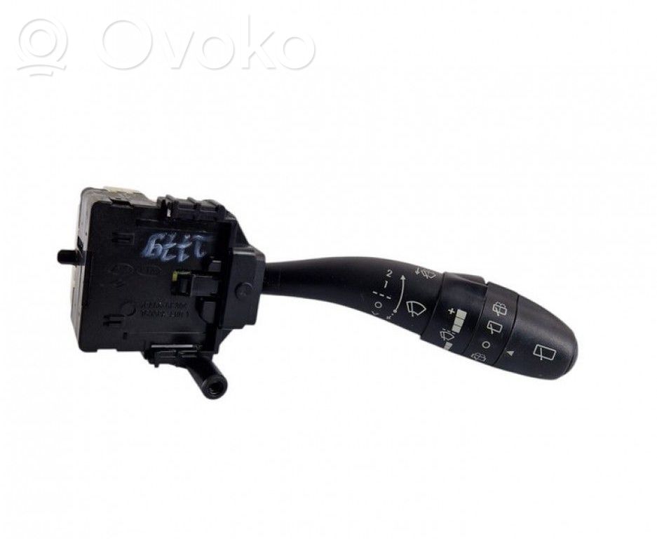 Hyundai i30 Interruptor del limpiaparabrisas 