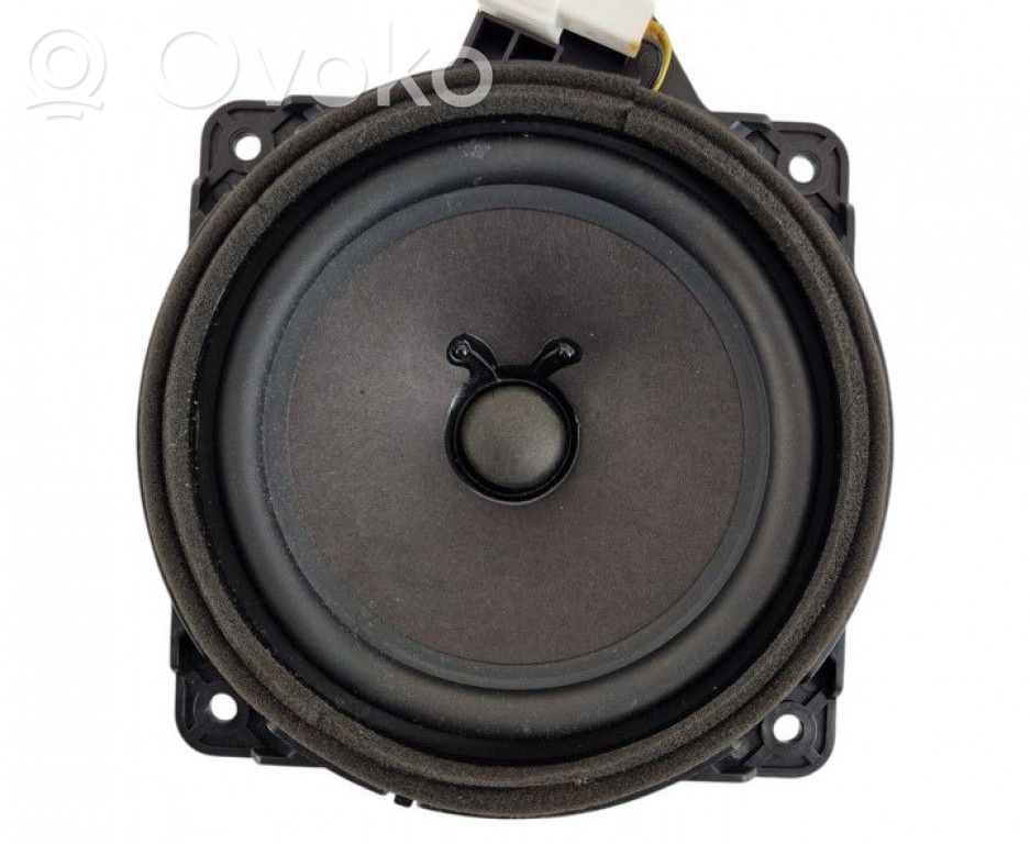 KIA Sorento Altavoz de alta frecuencia para las puertas traseras 