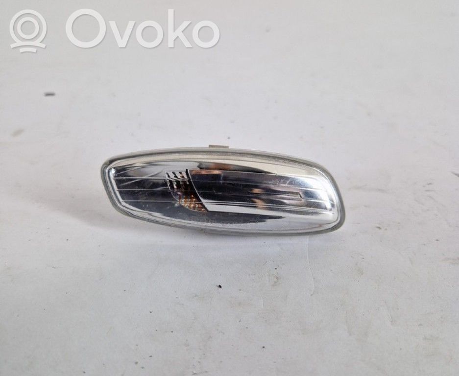 Peugeot 3008 I Seitenblinker 