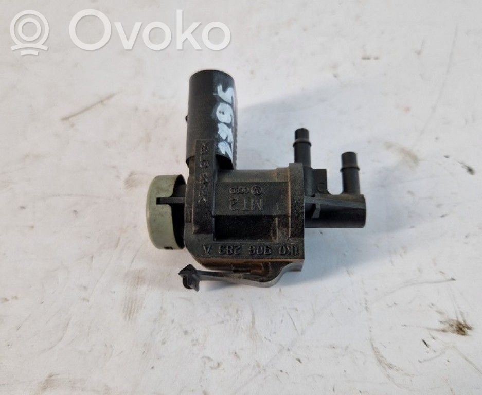 Audi A4 S4 B8 8K Turbolader Druckwandler Magnetventil