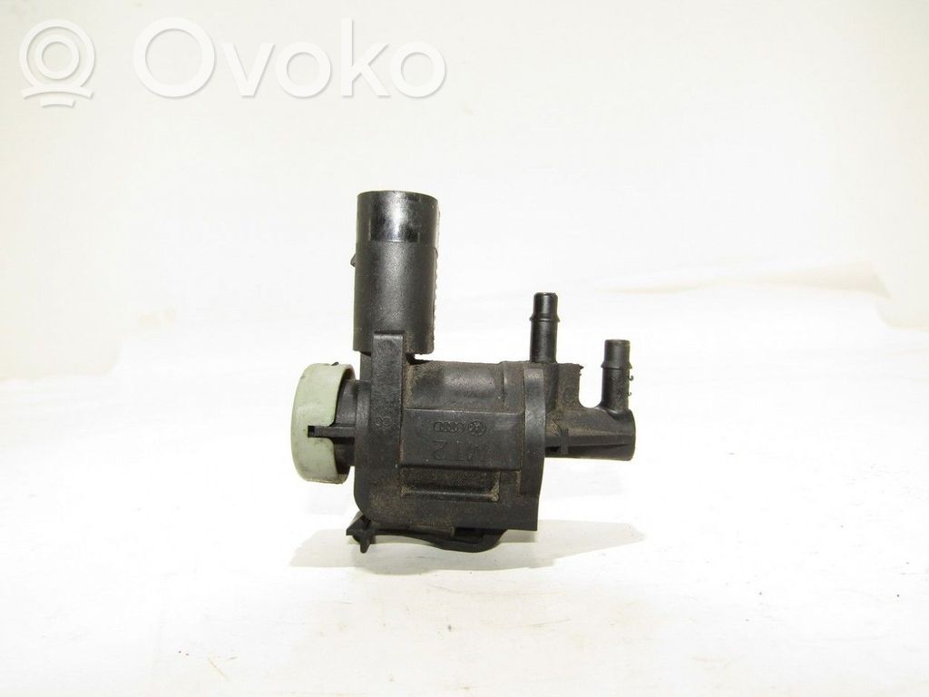 Turboahtimen magneettiventtiili   1K0906283A