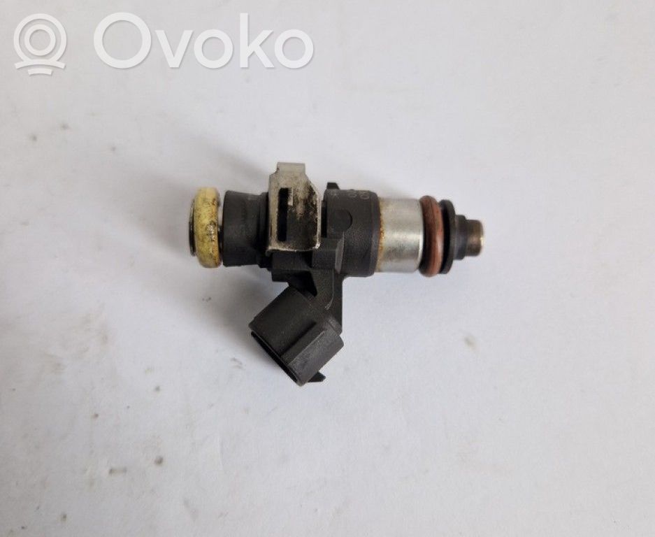 Volkswagen Caddy Inyector de combustible 