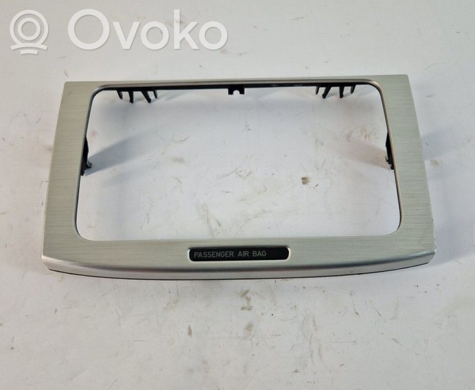Volkswagen PASSAT B6 Rămă unitate radio/GPS