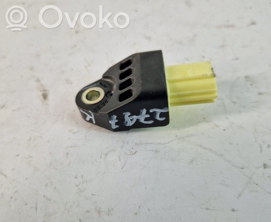 Airbagsensor Crashsensor Drucksensor   98235FJ010,98235FJ010,98235FJ010