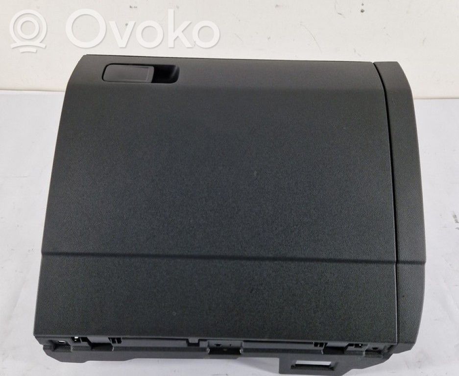 Volkswagen Tiguan Daiktadėžė 