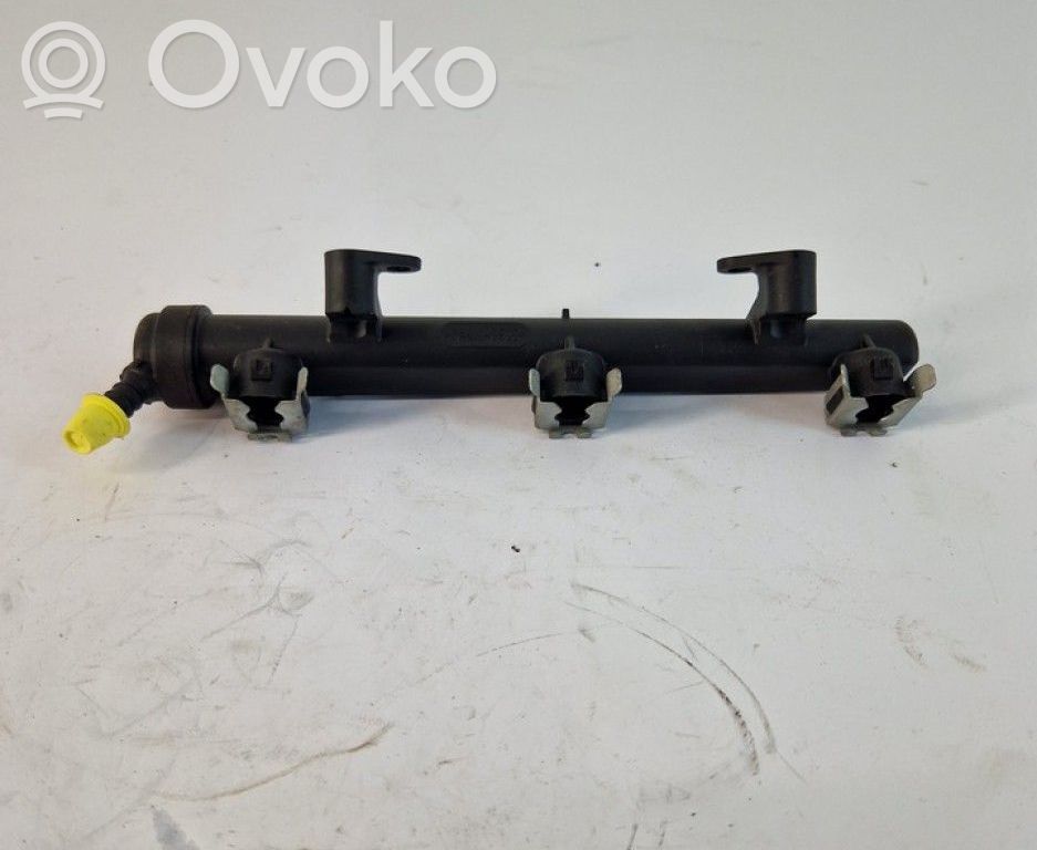 Listwa wtryskowa   04C133313N,04C133313N,04C133313N,04C133317J