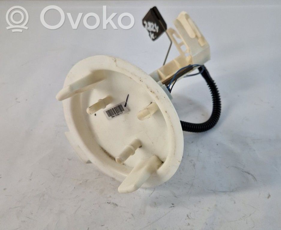 Mercedes-Benz C W204 Pompa carburante immersa