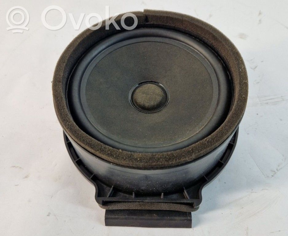 Opel Zafira C Altavoz de la puerta delantera