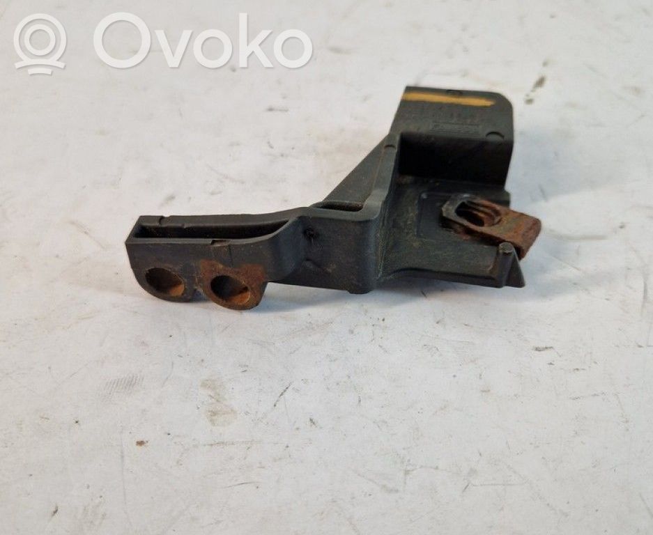 Support phare frontale   DS7313A005A,DS7313A005A,DS7313A005A