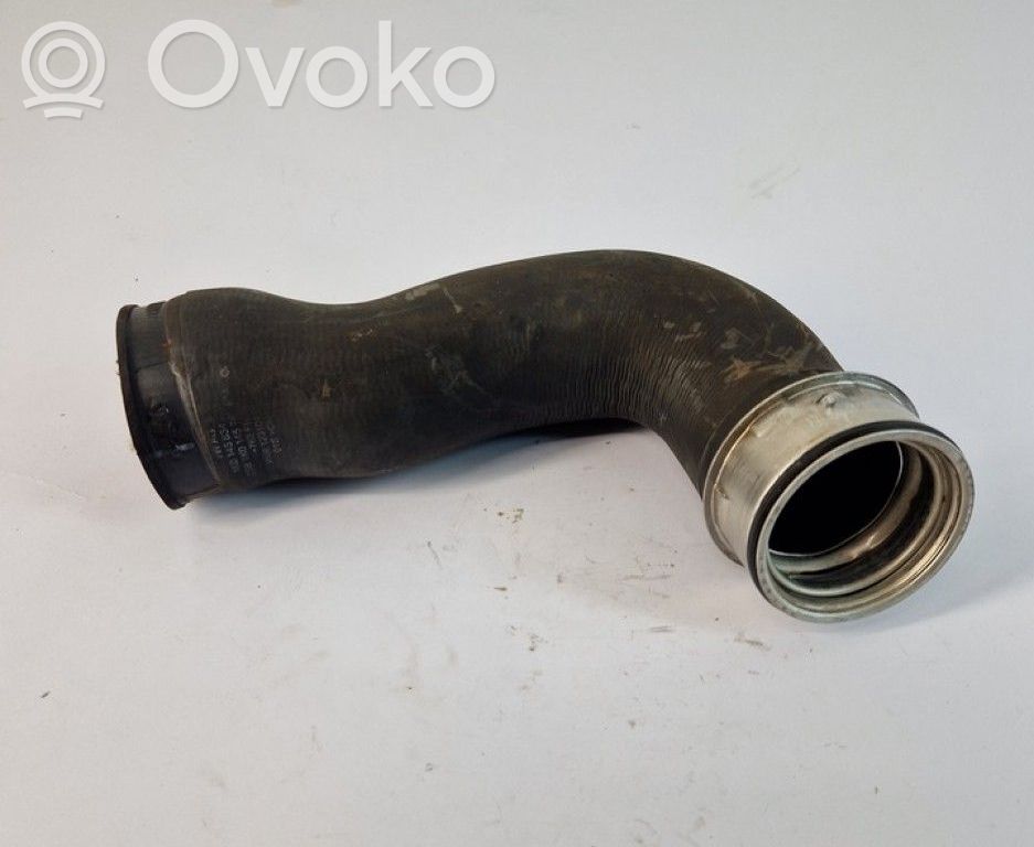 Volkswagen PASSAT B6 Furtun/conductă intercooler 