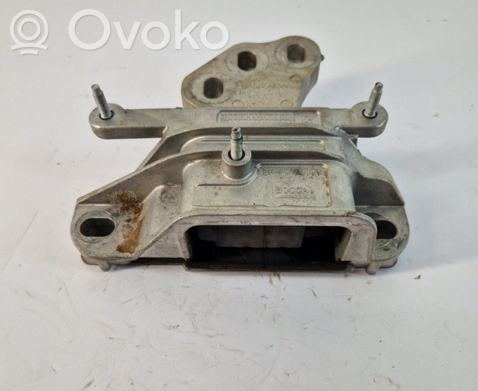 Ford Puma Soporte de la caja de cambios 