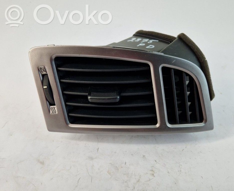 Hyundai i20 (PB PBT) Rejilla de ventilación central del panel