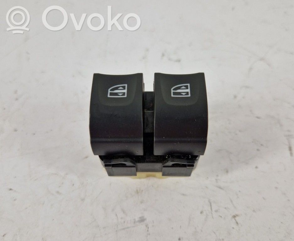 Interruptor del elevalunas eléctrico   254118722R,254118722R,254118722R
