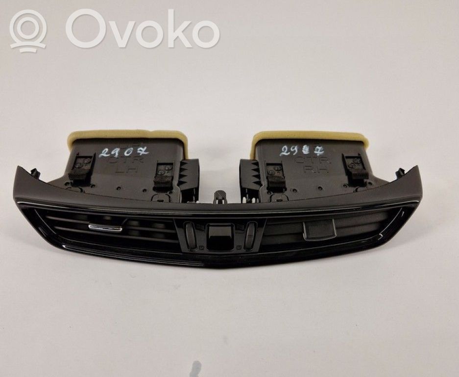 Nissan X-Trail T32 Dysze / Kratki środkowego nawiewu deski rozdzielczej 