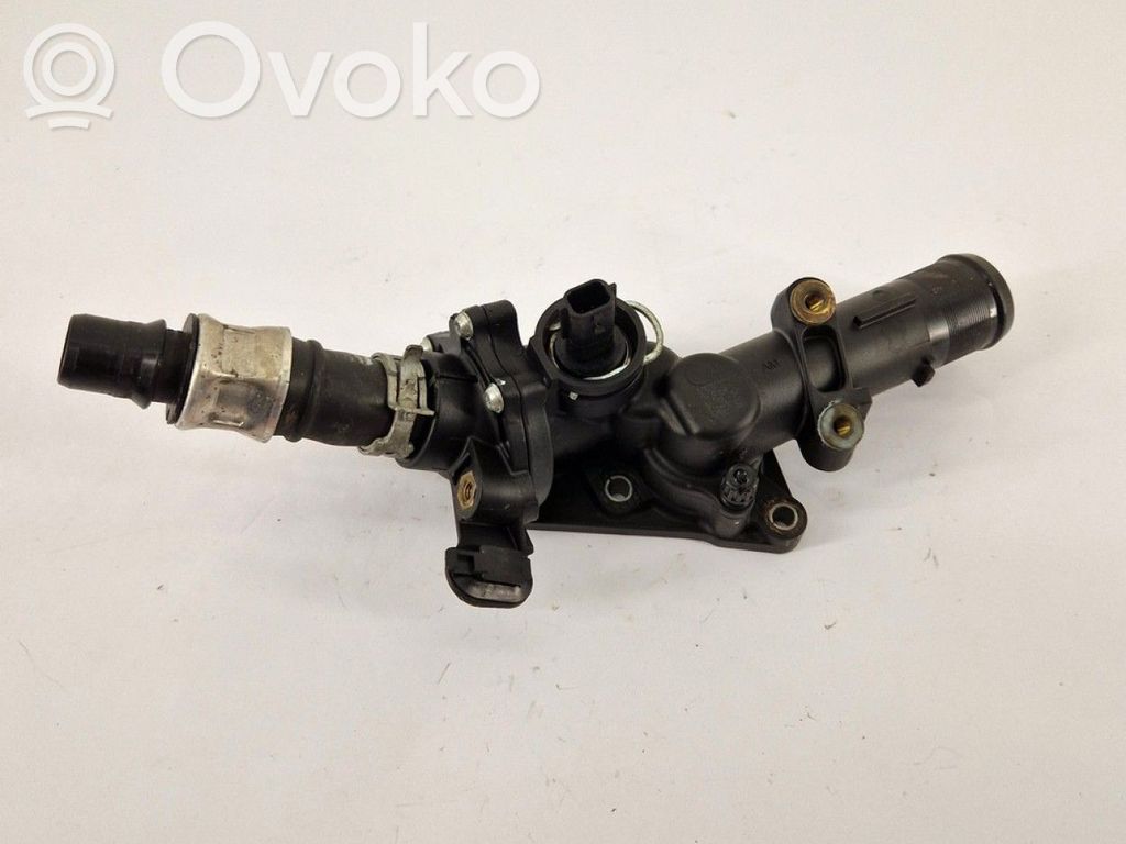 Nissan Qashqai Obudowa termostatu 