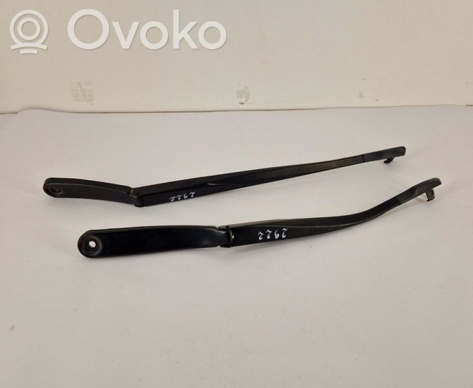 BMW 5 F10 F11 Braccio della spazzola tergicristallo anteriore 