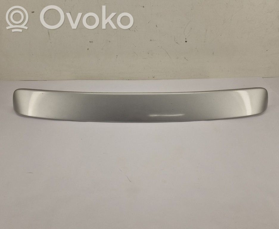 KIA Sorento Tailgate/boot cover trim set 