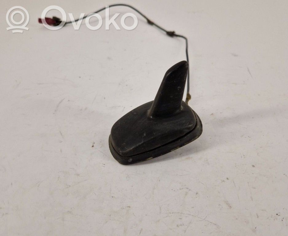 Audi A4 S4 B6 8E 8H Radion antenni 
