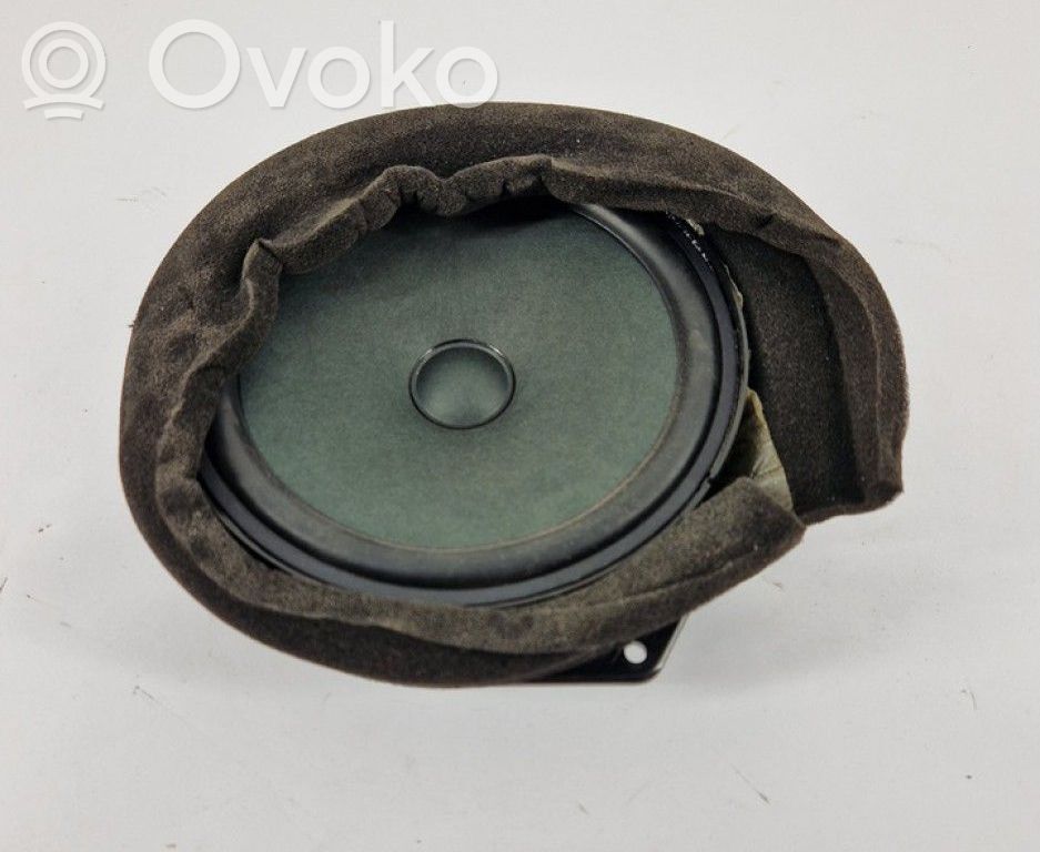 Mercedes-Benz C W204 Haut-parleur de porte avant