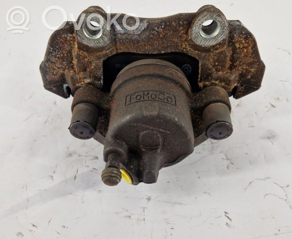 Caliper de freno delantero