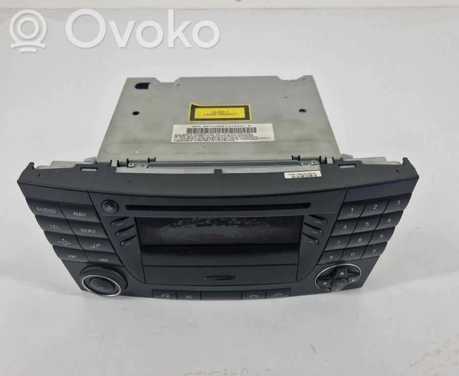 Mercedes-Benz E W211 Unitate principală radio/CD/DVD/GPS 