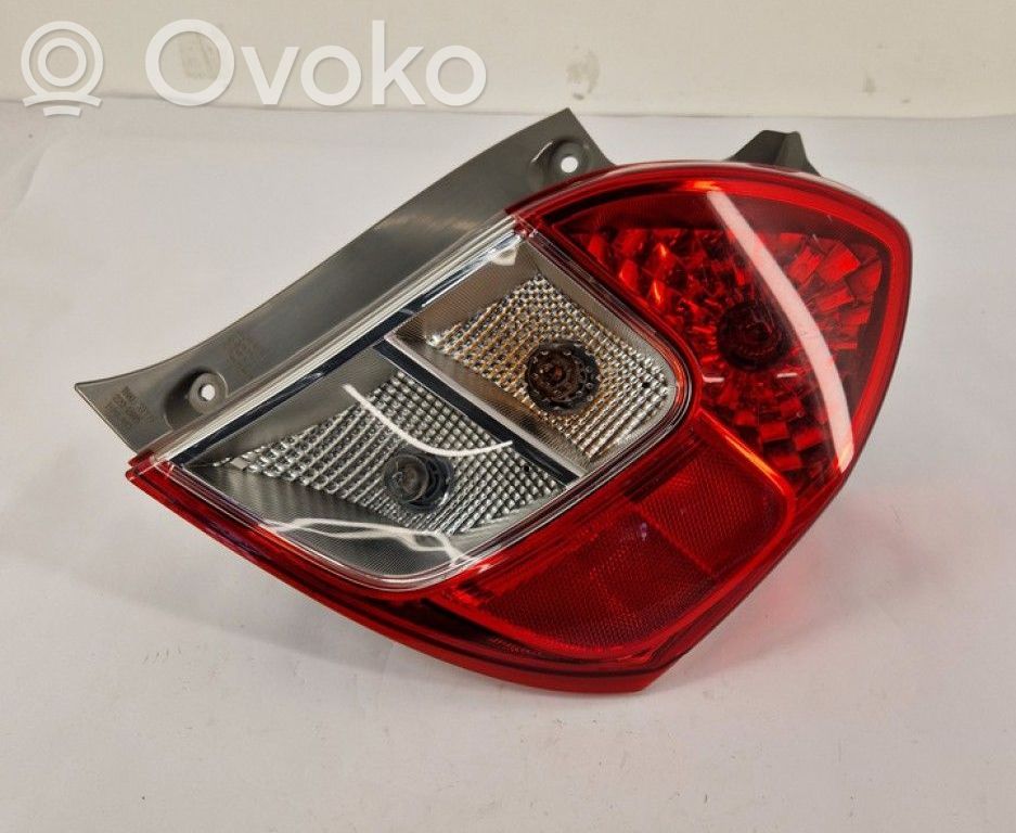 Suzuki Celerio Luz trasera/de freno 