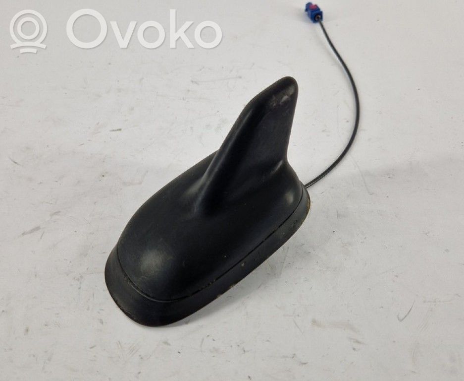 Volkswagen Touran II Antenna GPS