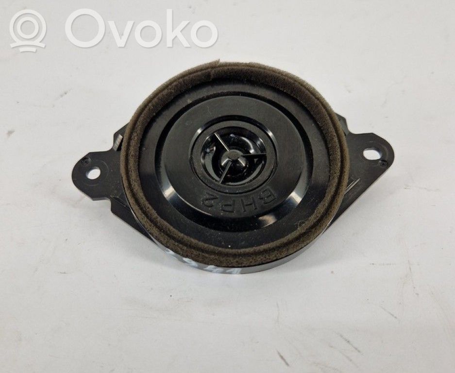 Mazda 3 III Panel speaker 
