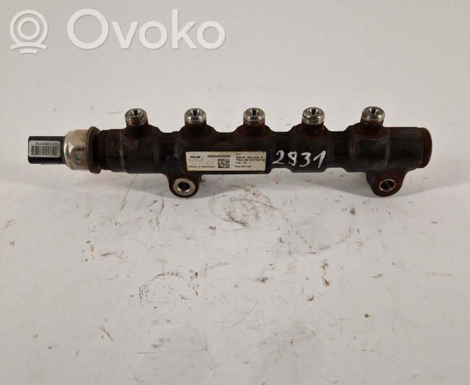 Citroen C4 I Rampă alimentare injectoare 