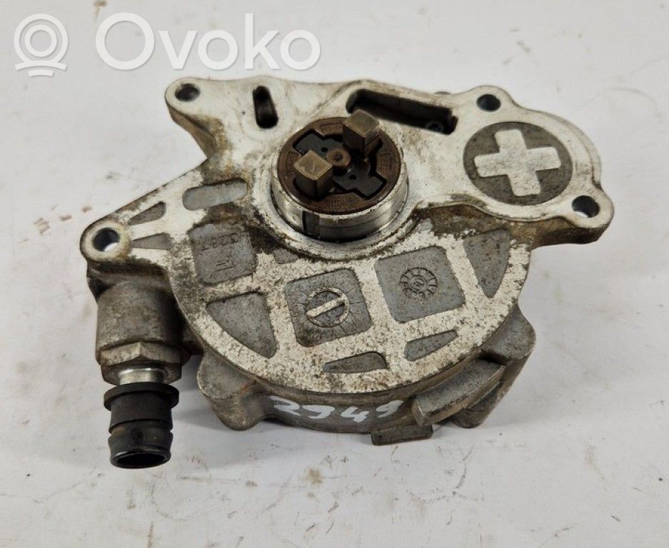 Volkswagen Golf VI Pompa a vuoto