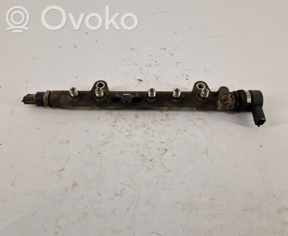 Toyota Corolla E120 E130 Polttoainepääputki 