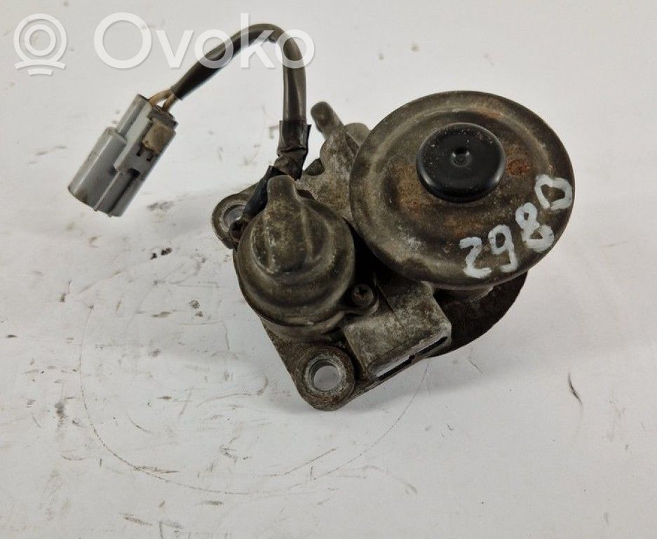 Fuel filter housing
