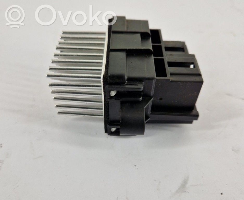 Opel Astra J Releu ventilator aerotermă 