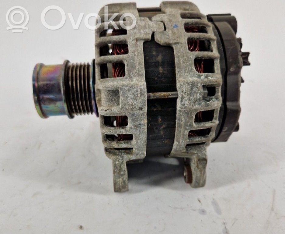 Volkswagen PASSAT B8 Generator/alternator