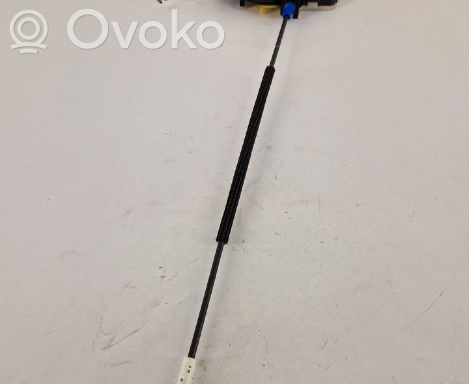 Opel Astra J Serratura portiera anteriore 