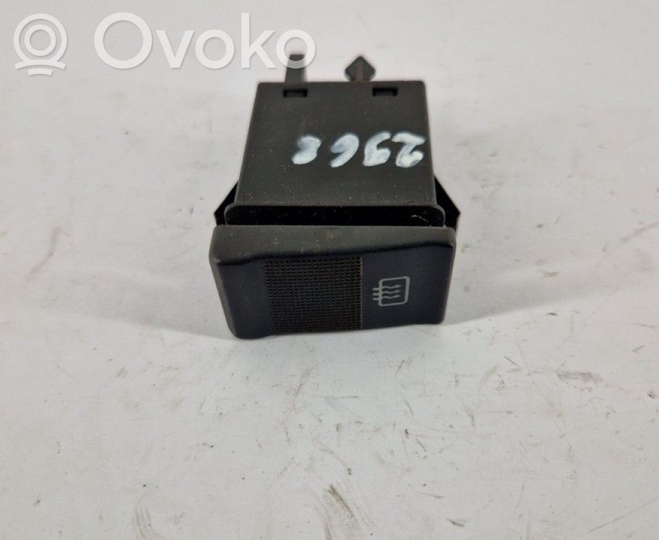 Schalter Scheibenheizung   839941503,839941503,839941503