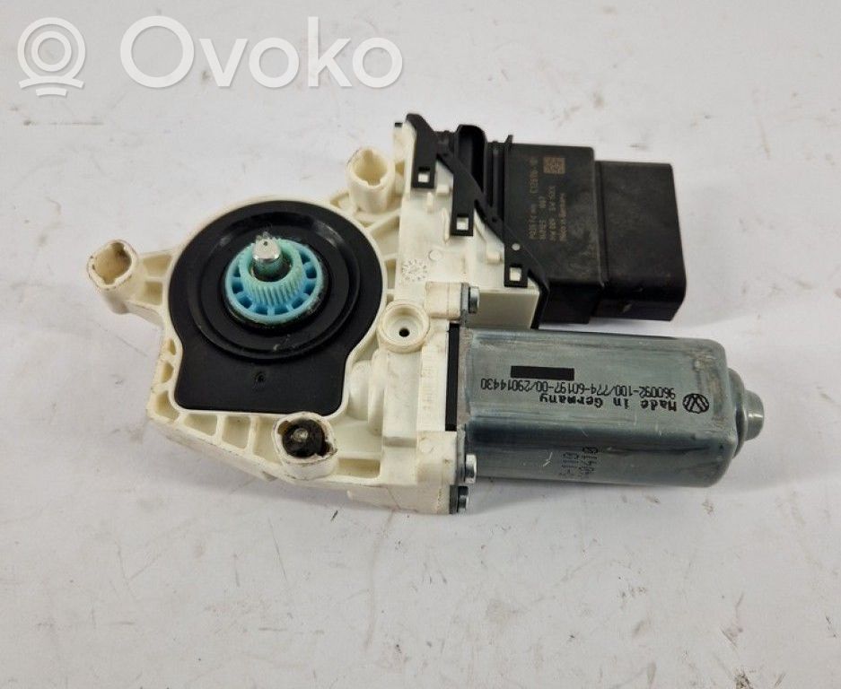 Volkswagen Jetta VI Moteur de lève-vitre de porte arrière 