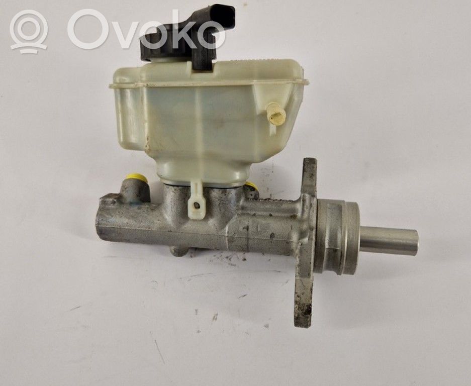 Volkswagen Golf V Główny cylinder hamulca 