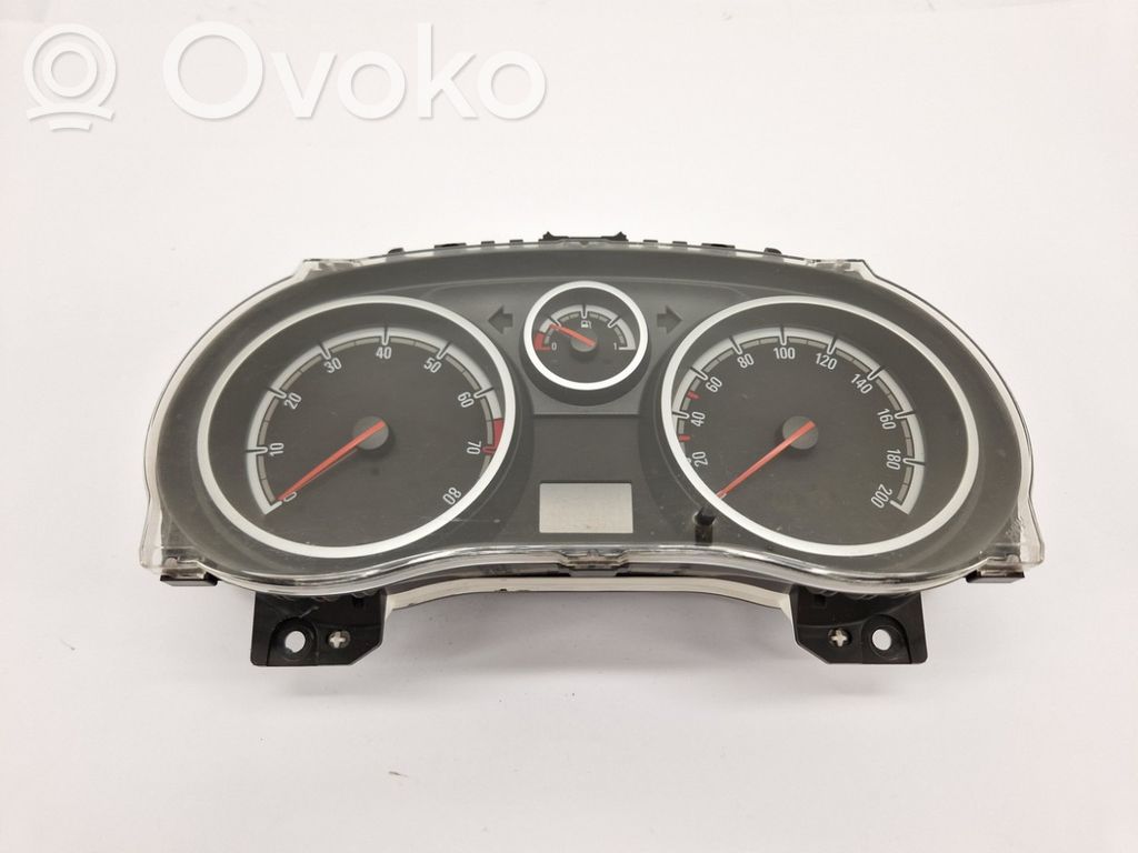 Opel Corsa D Nopeusmittari (mittaristo)