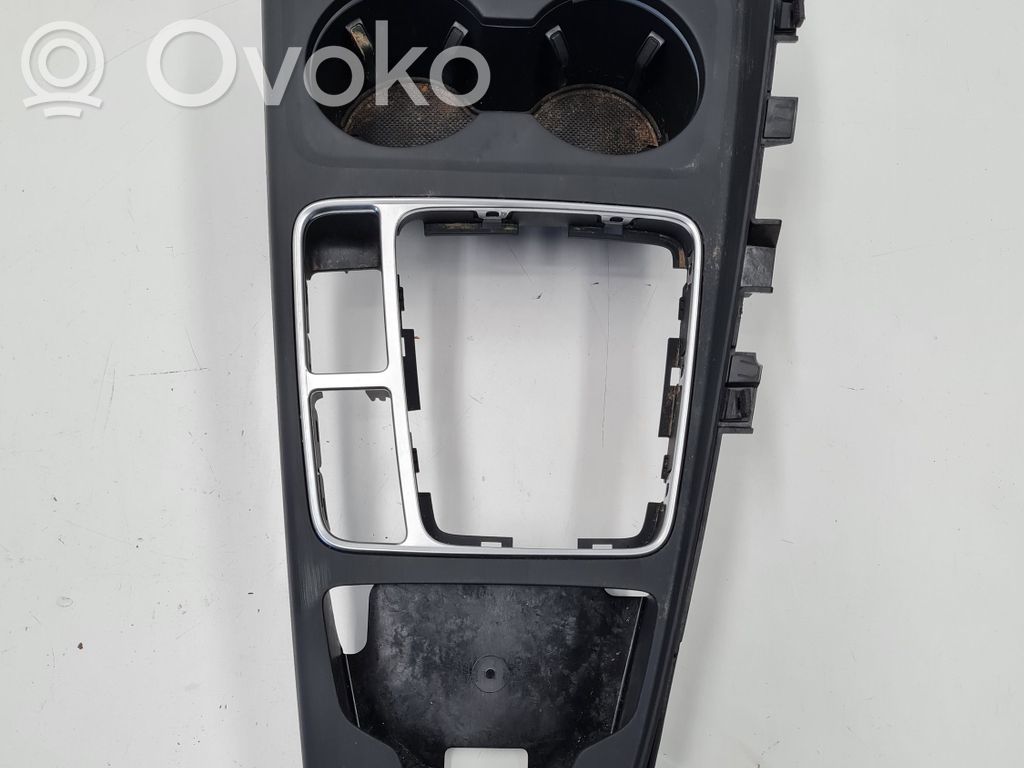 Audi A4 S4 B9 Centrinė konsolė 