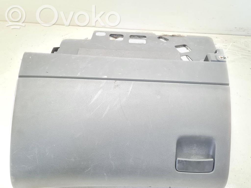 Audi A8 S8 D3 4E Glove box 