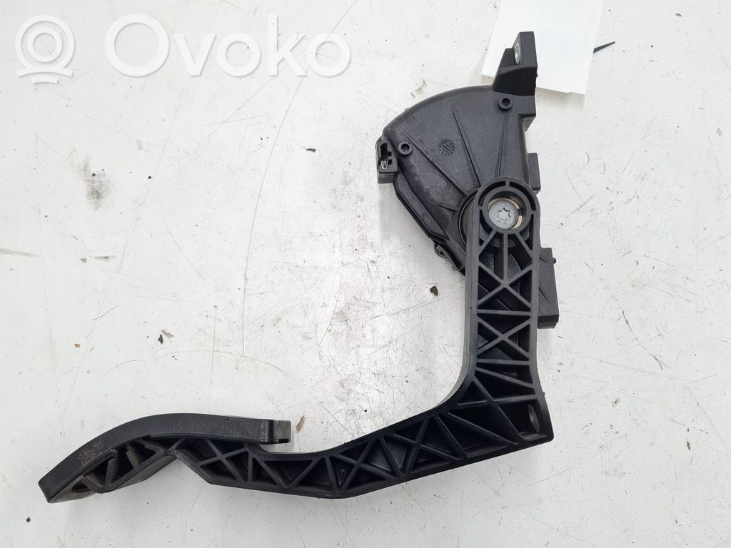 Audi A6 S6 C6 4F Accelerator throttle pedal 