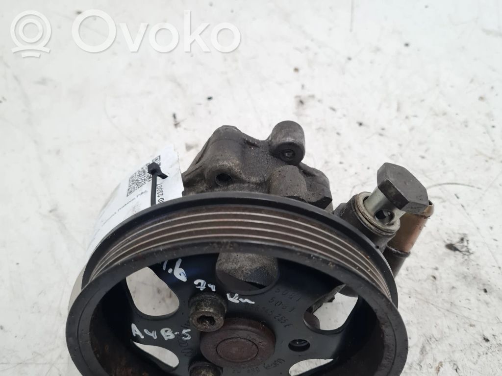 Ohjaustehostimen pumppu   058145255E,058145255E