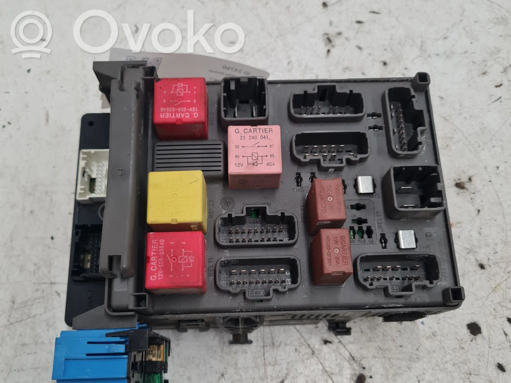 Renault Vel Satis Saugiklių blokas 