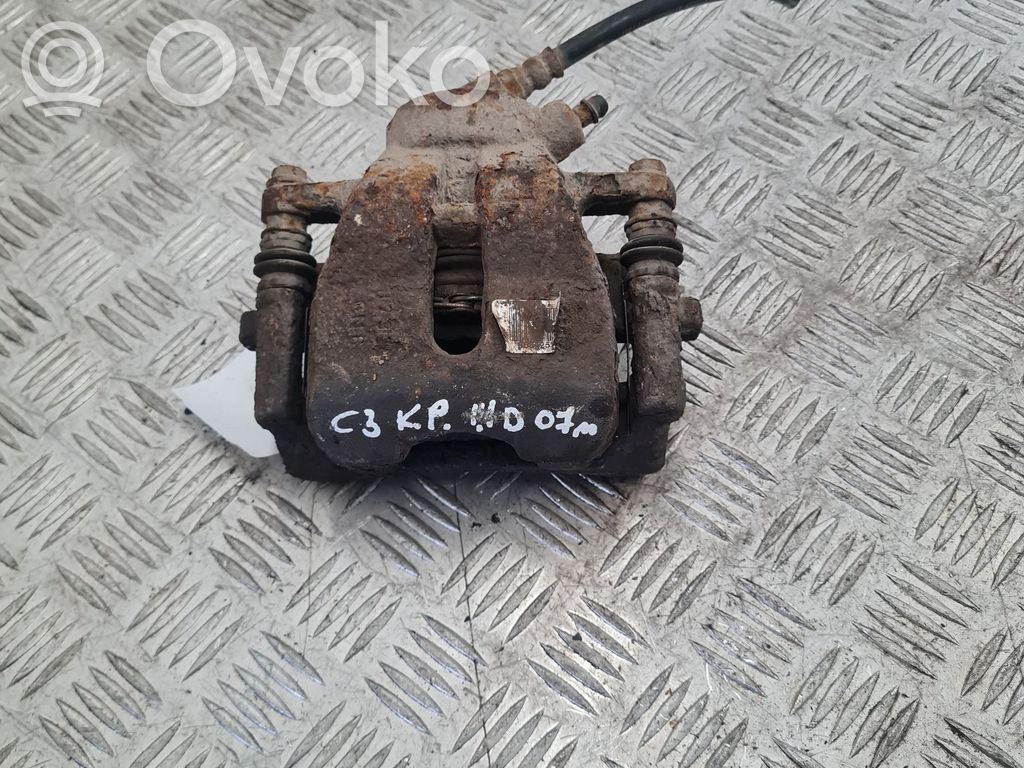 Front brake caliper